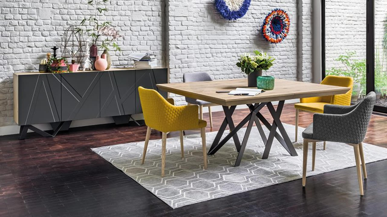 Une variété de meubles sera proposée à prix réduits.