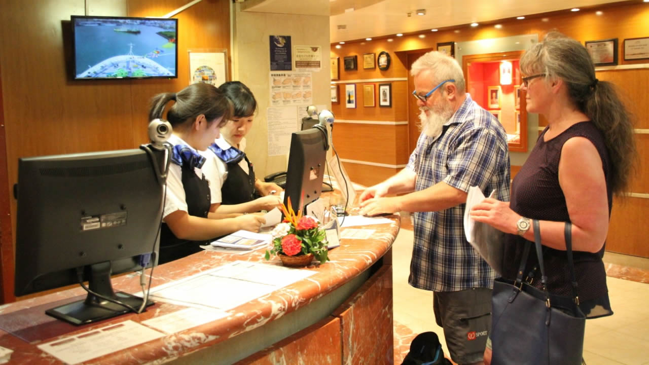 Le Peace Boat a accueilli 1000 participants lors de ce voyage.