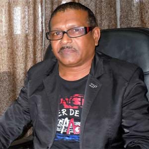 Rajen Suntoo, sociologue.