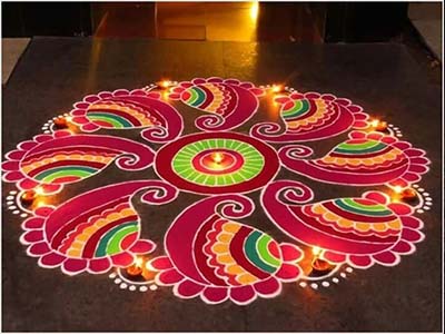 Des rangoli apporteront un plus à la décoration.