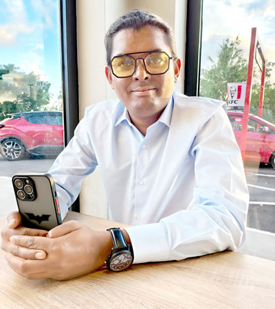 Chidanand Rughoobar.