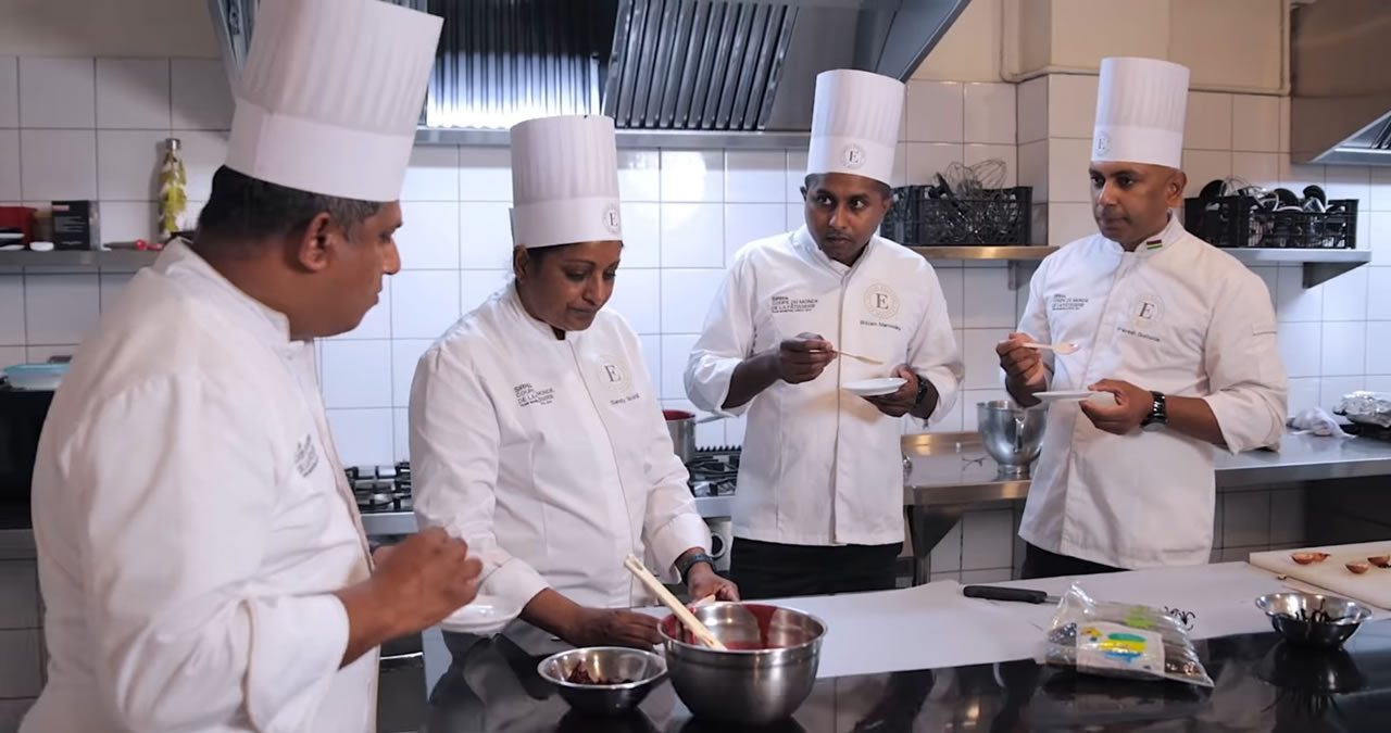 Les chefs prêts à relever le défi.