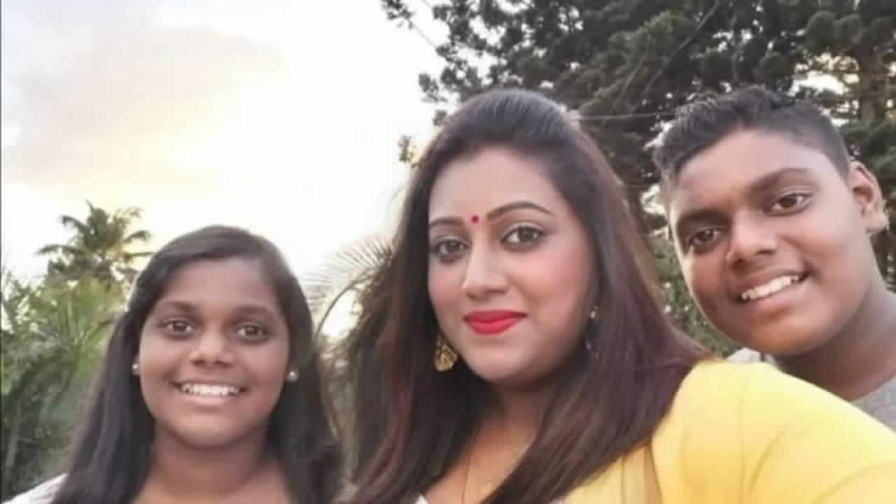 Jenvin, 18 ans, ne cache pas son admiration pour celle qu’il appelle « son monde ».