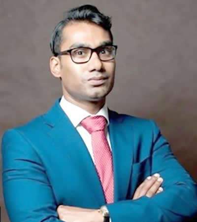 Tevin Sithanen, le fils  de Rama Sithanen. 