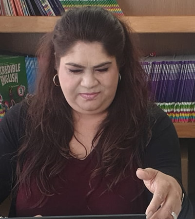 Nazima Valaydon, cheffe d’établissement d’Alpha College.