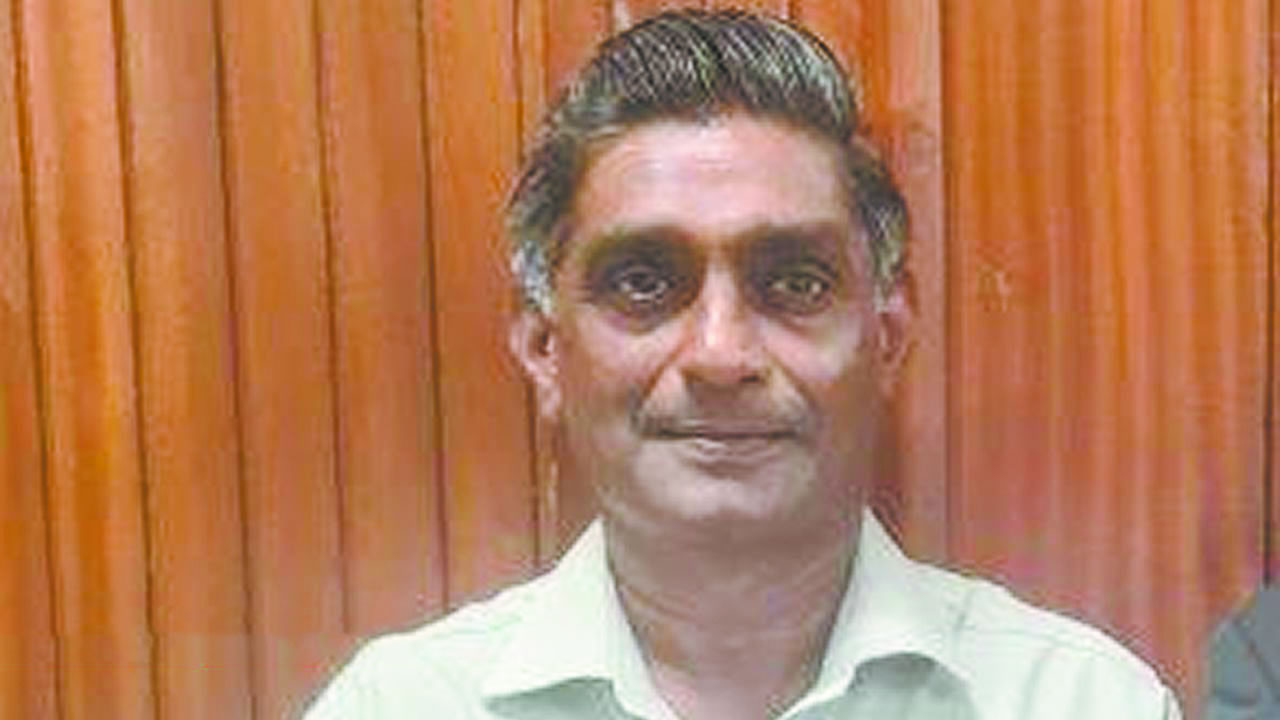 Le Deputy Port Master Kavidev Newoor plaide non coupable.