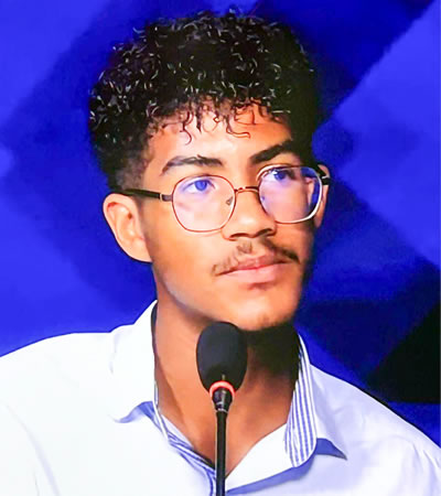 Photo 6 Andrew Julie