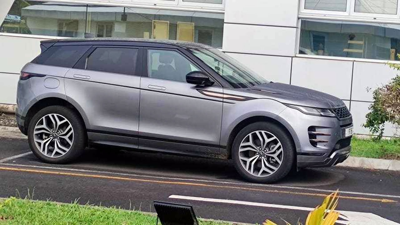 La Range Rover neuve du suspect saisie par la FCC.