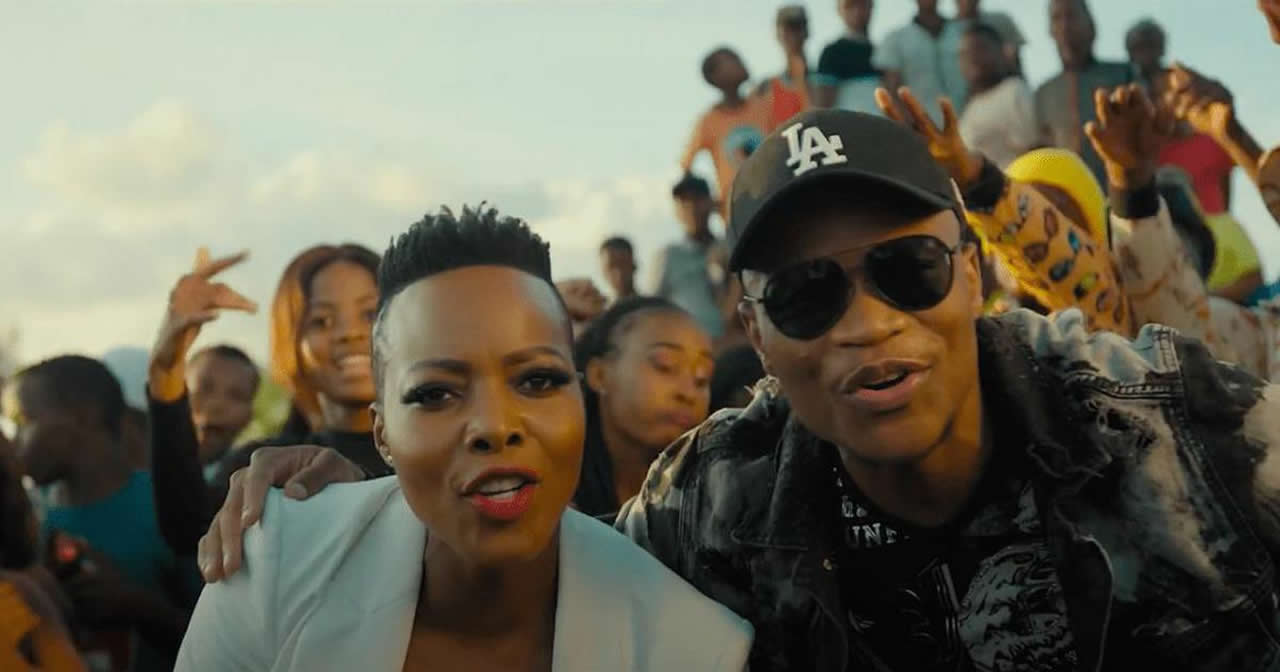 Ambiance festive avec les tubes de l’été.