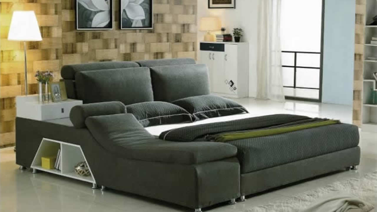 Matelas, lits et ameublements de salon seront proposés à de bons prix. .